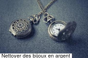 Nettoyer des bijoux en argent